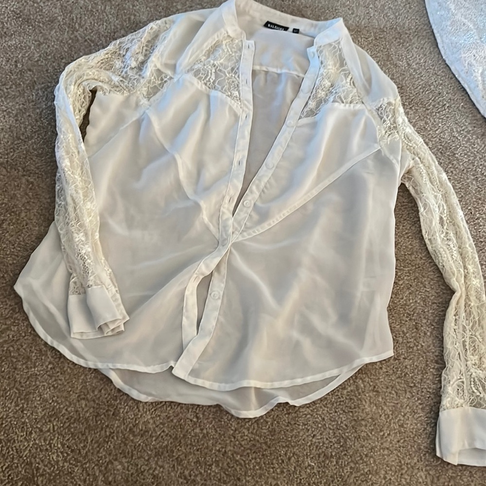 Tildon sheer/lace top